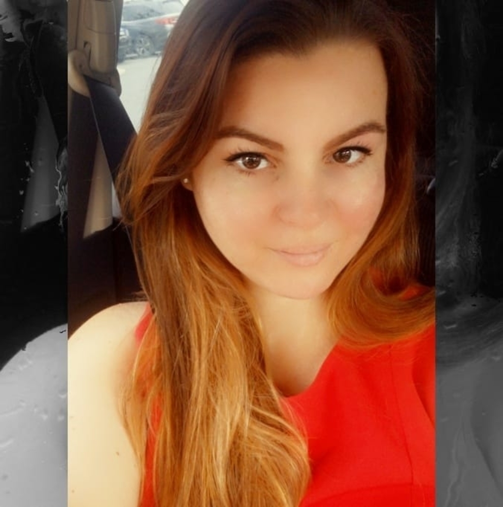 Meet your Posher, Sharon